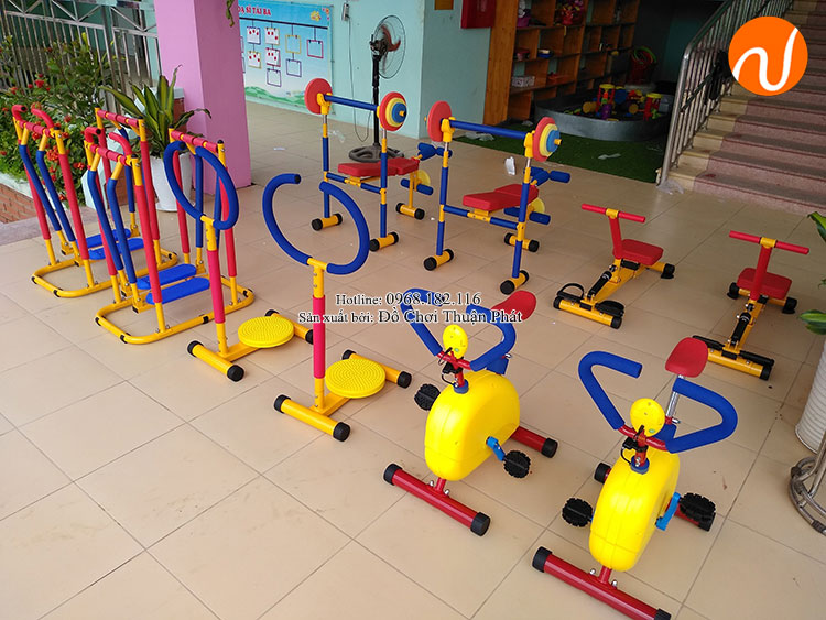 Lắp đặt bộ tập gym cho bé cho các trường mầm non tại Hà Nội-1