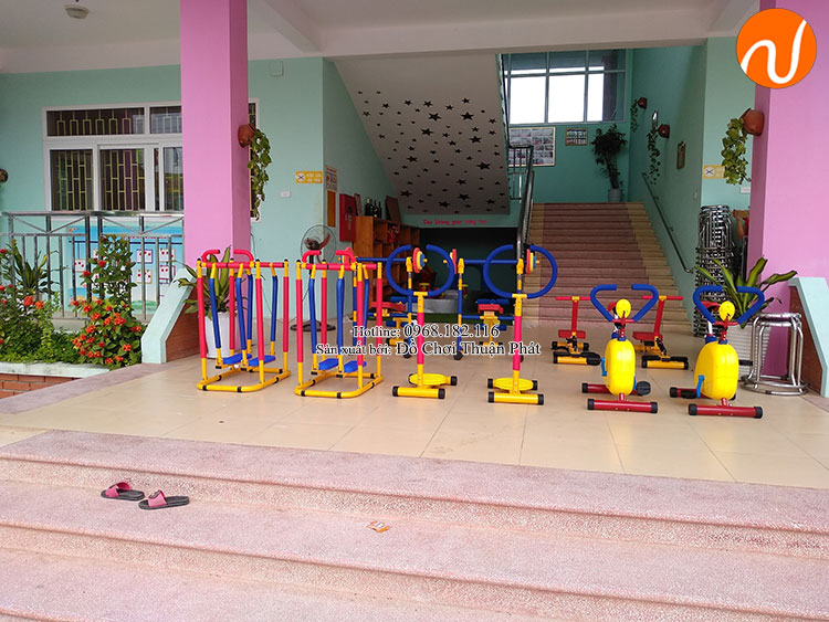 Lắp đặt bộ tập gym cho bé cho các trường mầm non tại Hà Nội-2