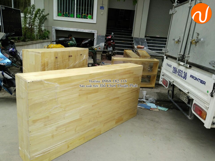 Cung cấp sản phẩm tủ kệ Montessori đồ chơi vận động tại Hà Nội-1