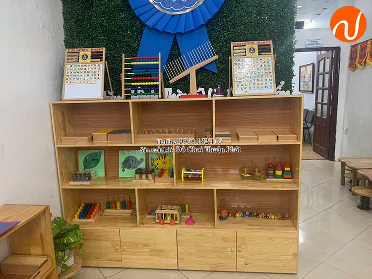 Giao kệ Montessori cho khách hàng mở lớp học Montessori tại Hà Nội-1