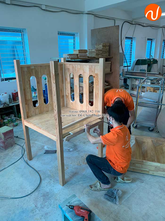 Sản xuất nhà khối cầu trượt bằng gỗ cho khách tại Bắc Giang-9