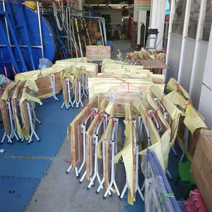 Tư vấn chọn mua bàn ghế gỗ giá rẻ chất lượng cho trường mầm non-2