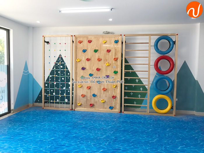 Sản xuất lắp đặt vách leo núi gỗ đa năng cho trường mầm non tư thục tại Hà Nội